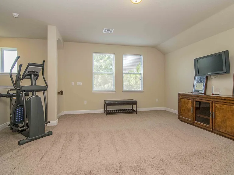 7713 S Sparkman St — Photo 16