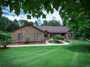 70 Santa Anita Dr, Maryville, IL