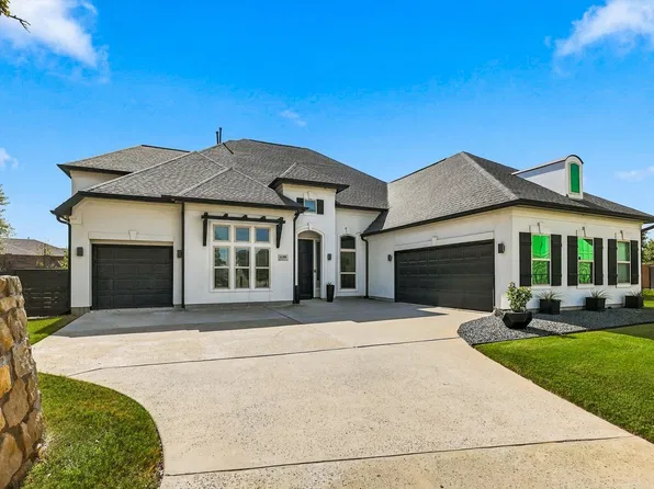 6301 Napoli Cir, Lewisville, TX 75077