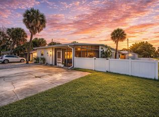 360 71st Ave, Saint Pete Beach, FL 33706