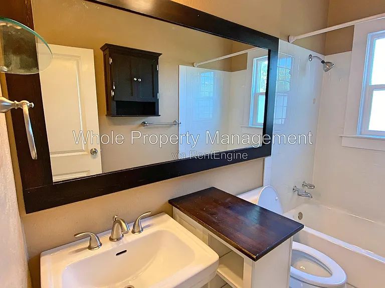 2046 N Ogden St — Photo 17