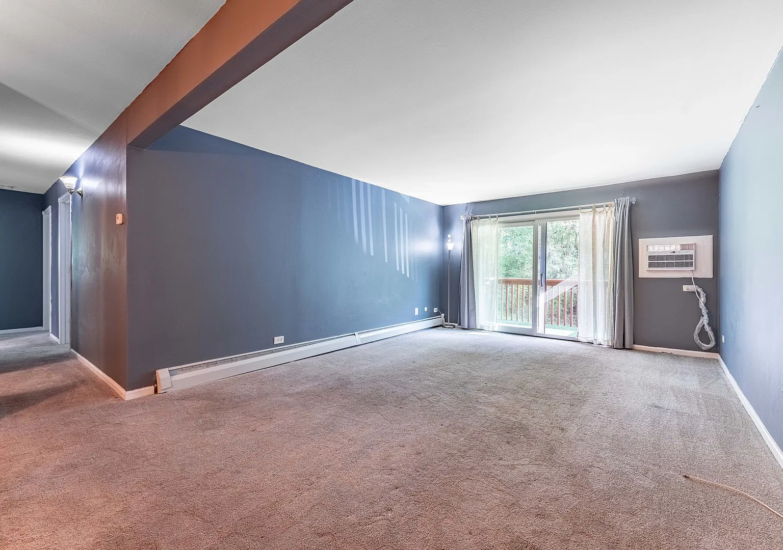 3 bed, 1000 sqft, $2,200 — Photo 4