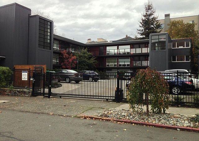 1st image of 752 Bellevue Ave E APT 204
