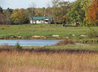 5719 State Rte W, Peace Valley, MO 65788