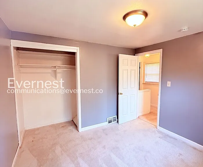 15380 Meyers Rd — Photo 15