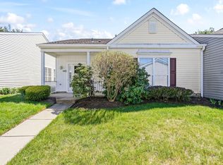 442 Bluebird Dr, Monroe Township, NJ 08831