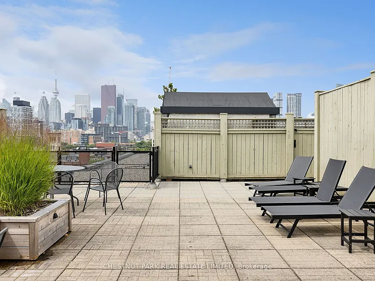 90 Sumach St #313 — Photo 25