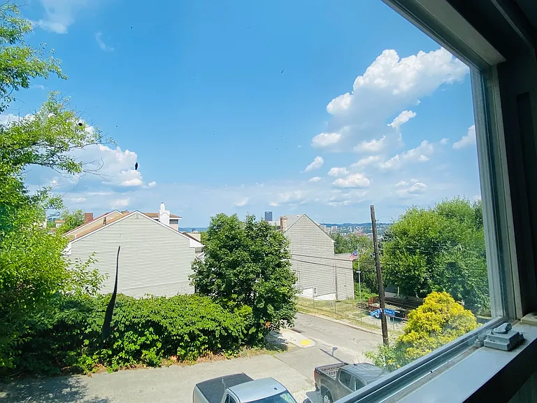 2602 Burham St — Photo 15