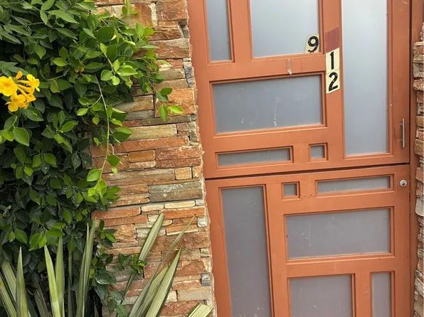 912 E Chuckwalla Rd, Palm Springs, CA 92262