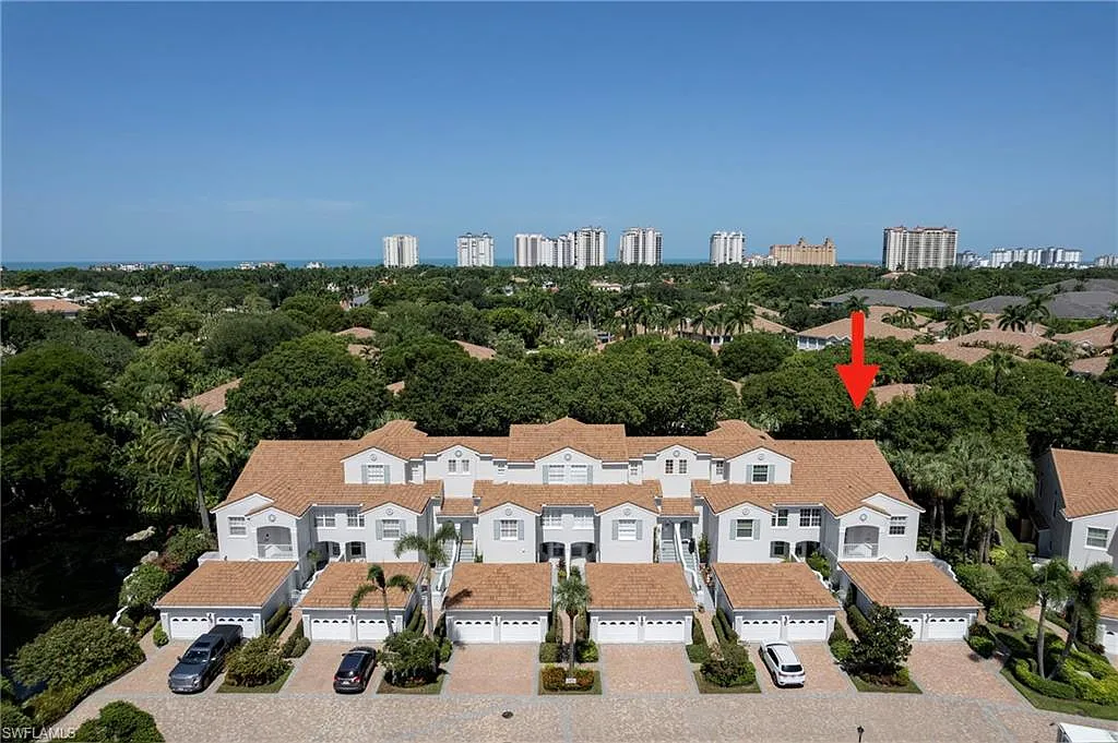 2 bed, 2.0 bath, 1450 sqft, $10,000 — Photo 4