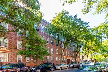 51 Stratford Road in Prospect Park South