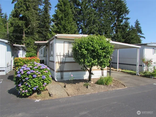 11622 Silver Lake Road #94, Everett, WA 98208