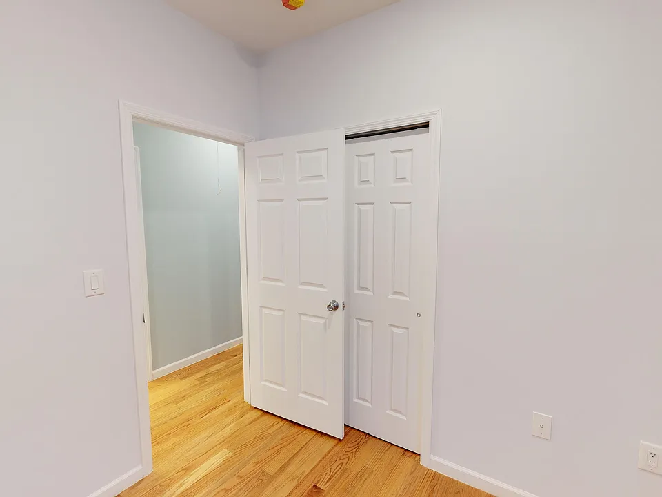 216 Terrace Ave #2