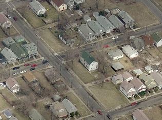 2410 Halleck St, Hamtramck, MI 48212