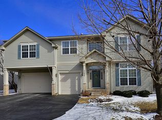 3384 Hillcrest Rd, Geneva, IL 60134