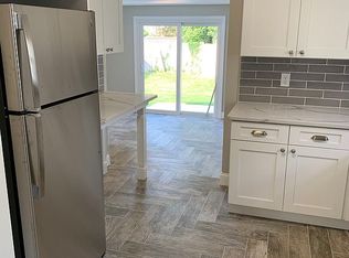 17 Fulton St, Freehold, NJ 07728