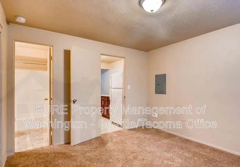 14510 Washington Ave SW #12 — Photo 10