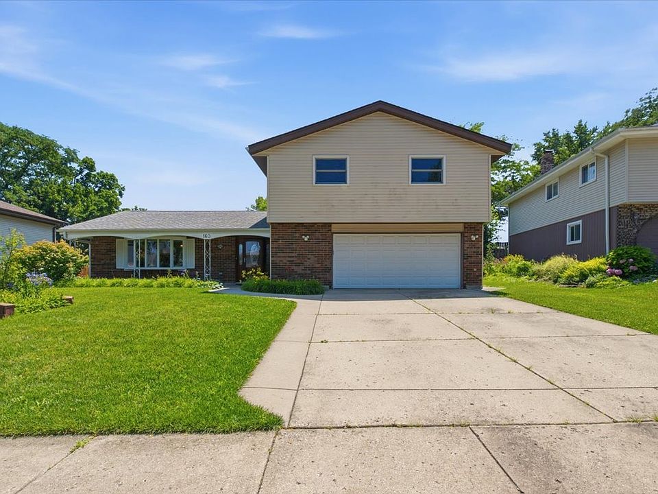 1st image of 160 Fairfield Way