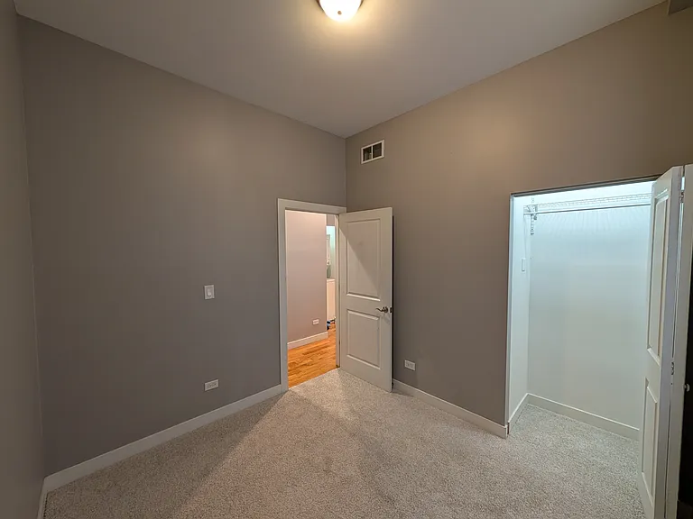 1463 W Huron St #1R — Photo 9