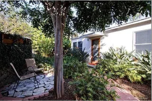 1st image of 4773-75 N 34th St