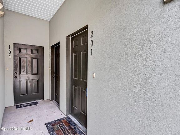 2nd image of 4037 Meander Pl Unit 201