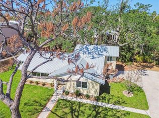 3001 Bayshore Cir, Sarasota, FL 34234