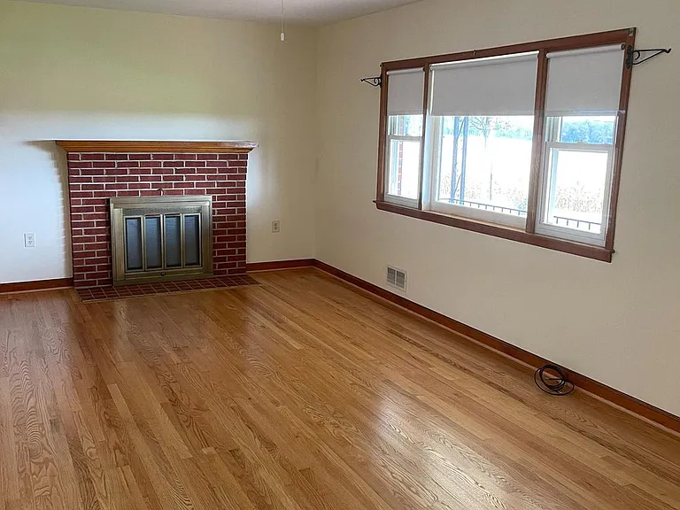 1670 Florence Rd — Photo 9