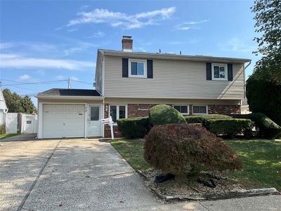 17 Rural Lane, Levittown, NY, 11756