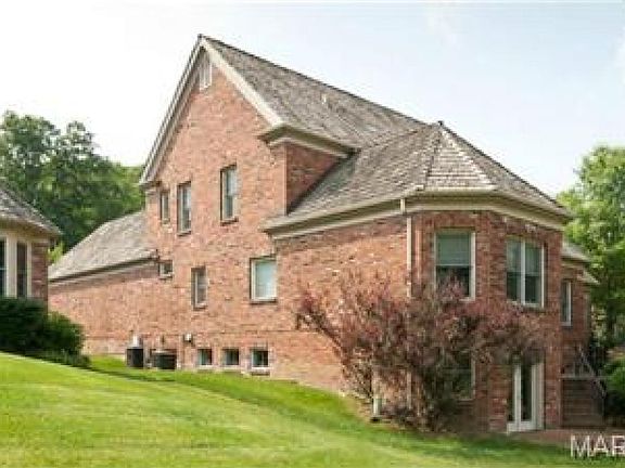 4th image of 200 Timber Trace Dr