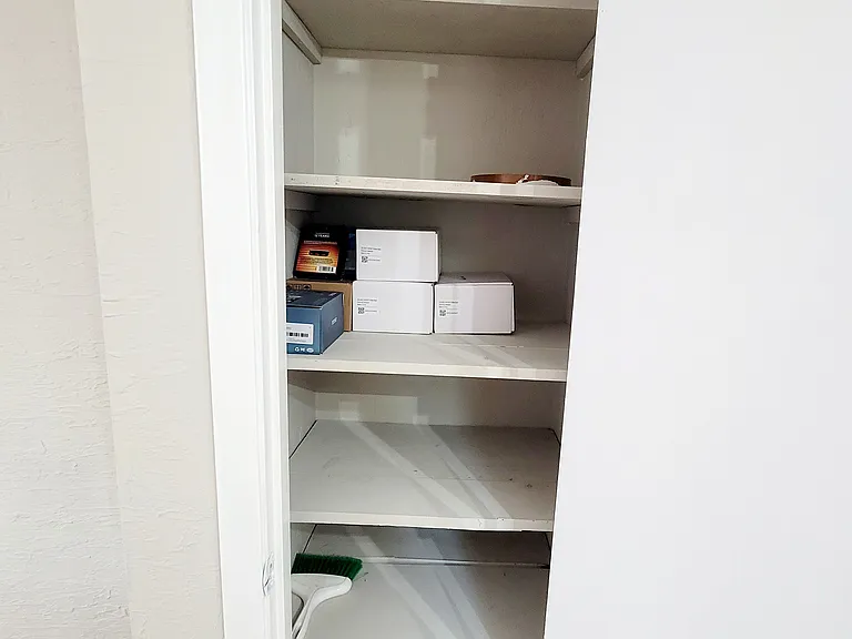 3116 W University Ave — Photo 23