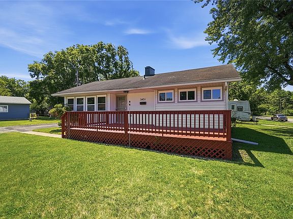 3rd image of 3431 Barbee Dr
