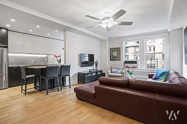 Sold by Wohlfarth & Associates Inc | media 3