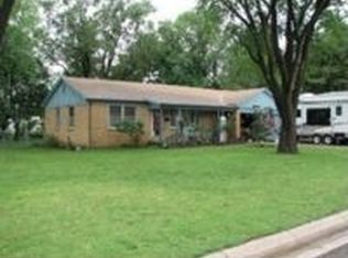 1521 N Washington Ln, Augusta, KS 67010