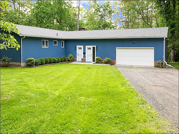 200 Vandale Rd — Photo 1
