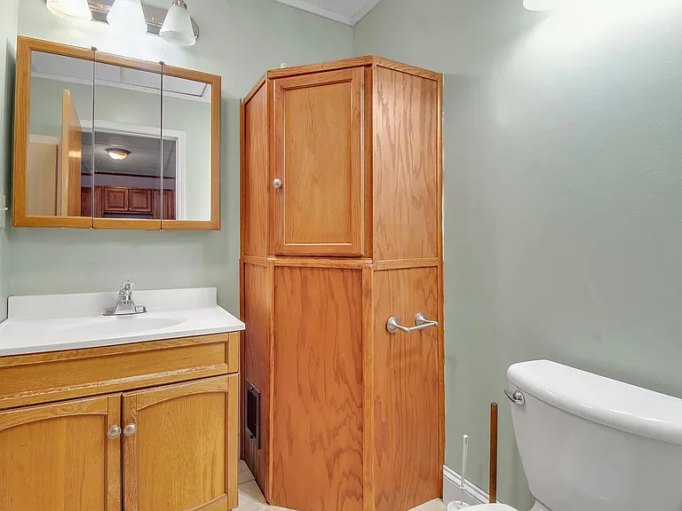 64 Clay St #STUDIO — Photo 6