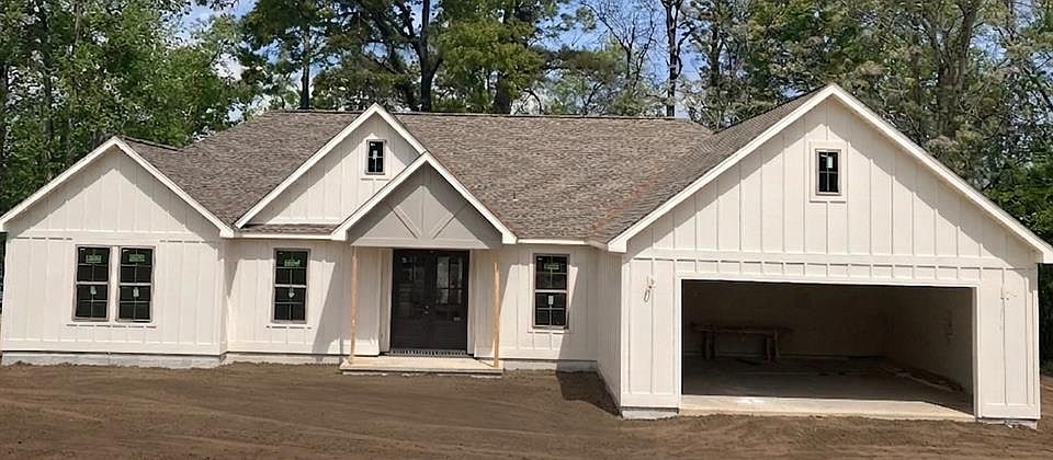 1st image of 51 Memory Ln