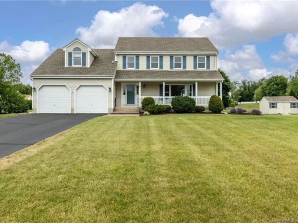 9 Old Country Lane, Ellington, CT 06029