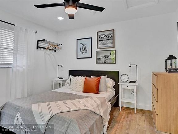 3rd image of 3218 SE 11th St #3218B