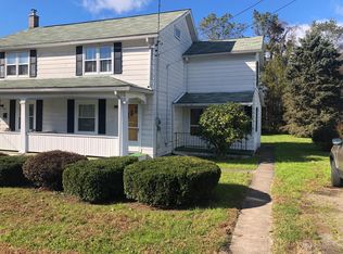 1087 Walnut St, Nanticoke, PA 18634