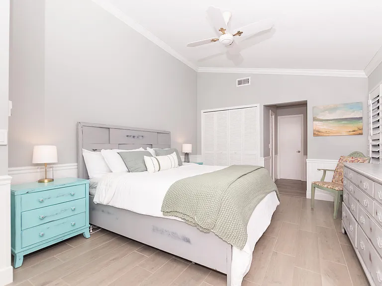 4041 NE Breakwater Dr — Photo 13