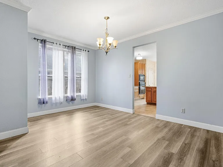 1326 Shrub Oak Dr — Photo 5