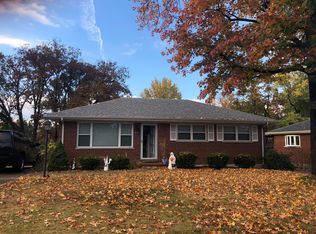 9653 Twincrest Dr, Saint Louis, MO 63126
