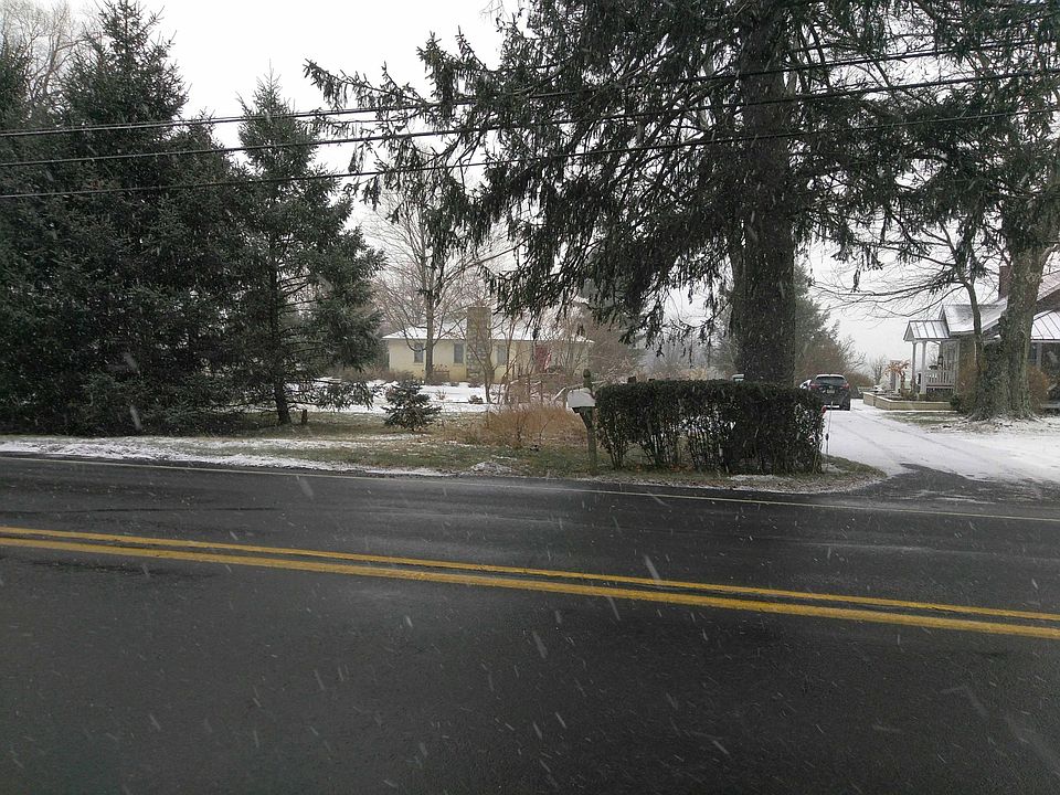 2nd image of 457 Durham Rd