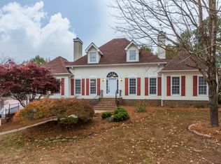 9616 Fox Hunt Cir W, Douglasville, GA 30135