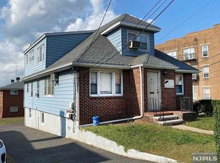 525 Ridge Rd, Lyndhurst, NJ 07071