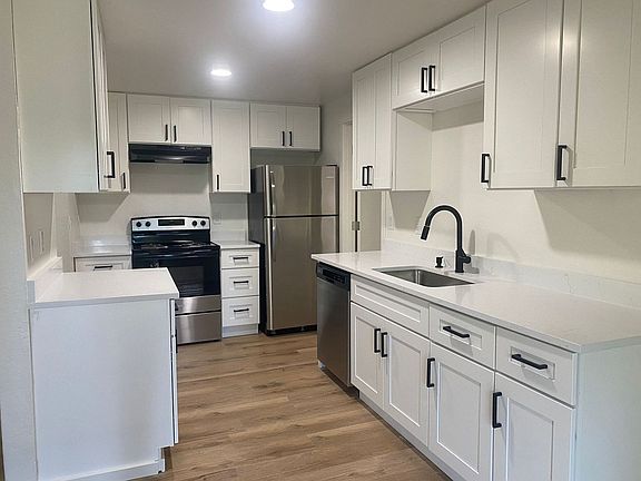 4th image of 12214 105th Avenue Ct E APT B