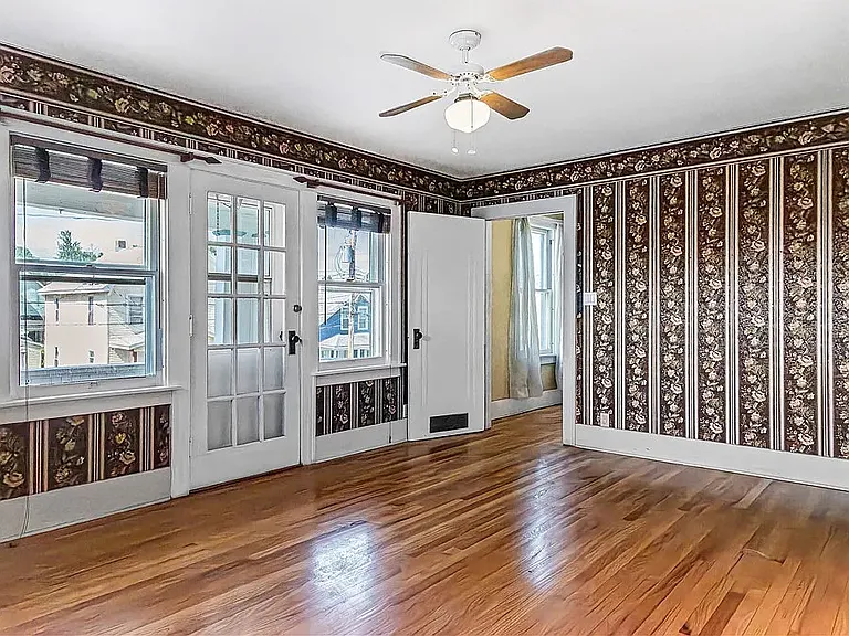 120 Lynch Ave #2 — Photo 1