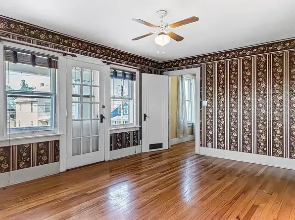 120 Lynch Ave APT 2, Utica, NY 13502