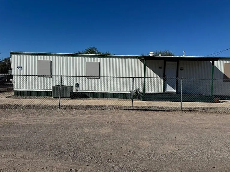 339 Thunderbird Ln — Photo 1