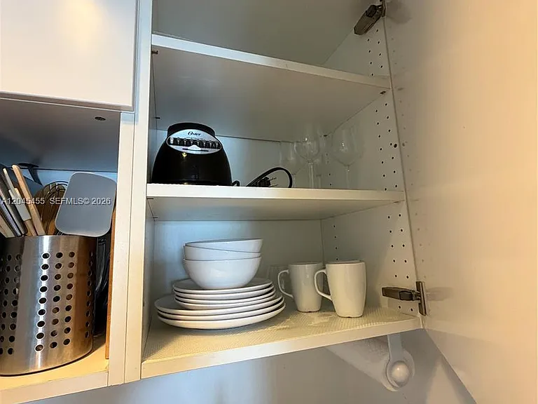 700 Biltmore Way #1216 — Photo 13